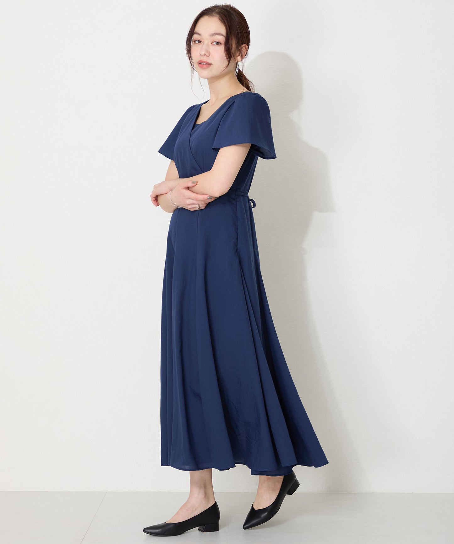 【WEB限定】スリットカットポインテッドトゥヒールパンプス/55105