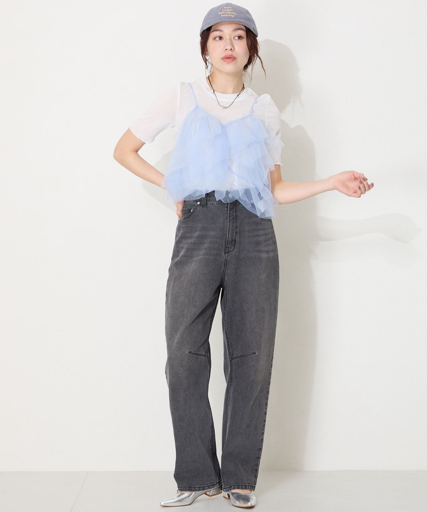 【WEB限定】スリットカットポインテッドトゥヒールパンプス/55105