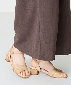 【WEB限定】クロスストラップメタリックラインサンダル/55201