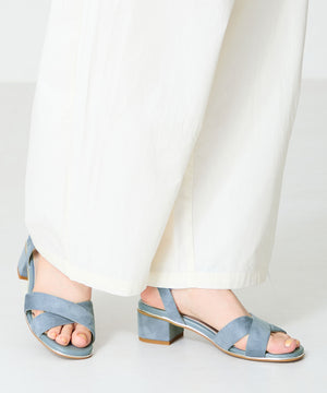 【WEB限定】クロスストラップメタリックラインサンダル/55201