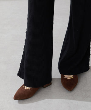 【WEB限定】ラインメタルパーツポインテッドトゥパンプス/55304