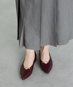 【WEB限定】ラインメタルパーツポインテッドトゥパンプス/55304