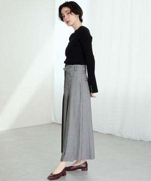 【WEB限定】ラインメタルパーツポインテッドトゥパンプス/55304