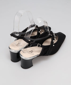 【カタログ掲載アイテム】パール×シアーバックストラップパンプス/56309