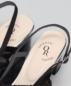 【カタログ掲載アイテム】パール×シアーバックストラップパンプス/56309