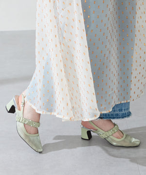 【カタログ掲載アイテム】パール×シアーバックストラップパンプス/56309