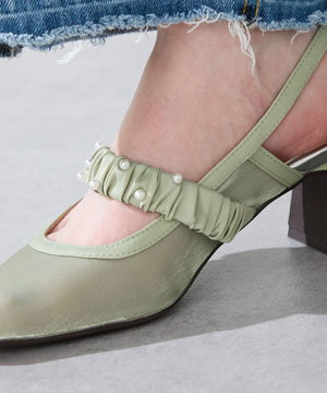 【カタログ掲載アイテム】パール×シアーバックストラップパンプス/56309