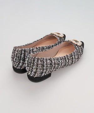 【カタログ掲載アイテム】ビジューモチーフツイードフラットパンプス/56310
