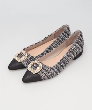 【カタログ掲載アイテム】ビジューモチーフツイードフラットパンプス/56310