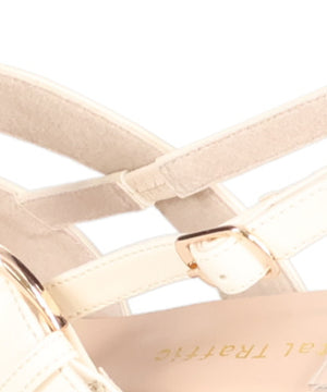 バックストラップパンプス/61101