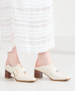 ウッドヒールベルトパンプス/61113