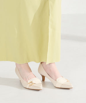 サイドバックルポインテッドトゥパンプス/62104