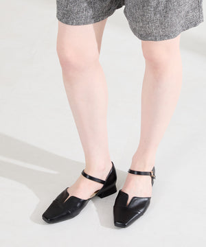 【カタログ掲載アイテム】スリットセパレートパンプス/62110