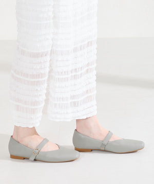 【WEB先行予約/2月上旬発売予定】ワンストラップ甲深パンプス/62113