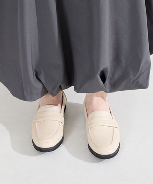 【カタログ掲載アイテム】軽量ソフトローファー/62116