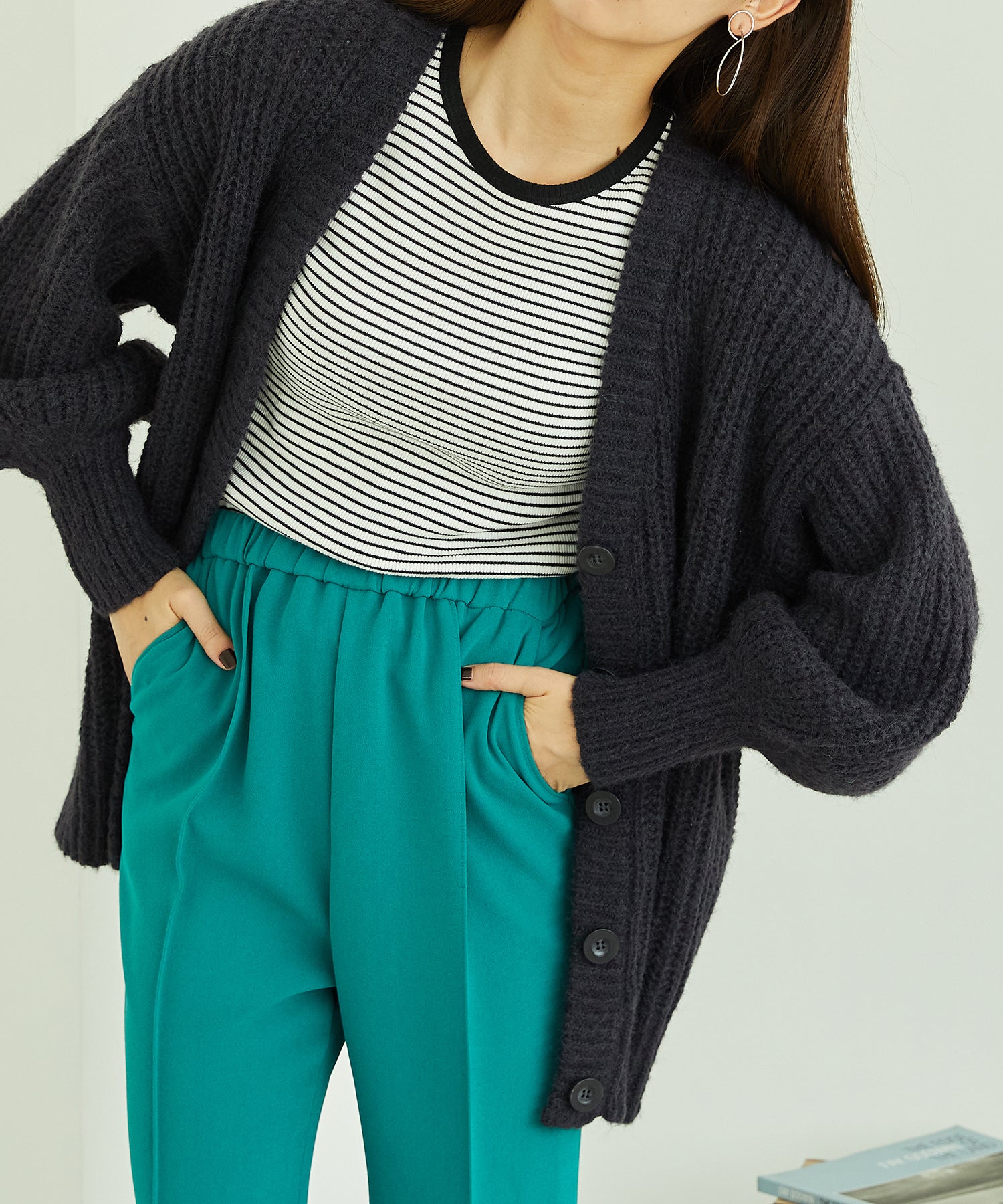 Vネックニットカーディガン/MO33N01 – ORIENTALTRAFFIC