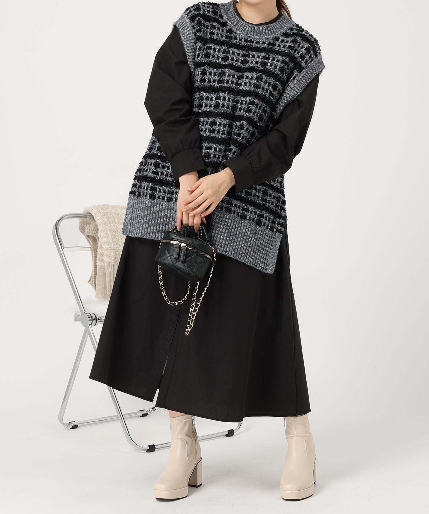 ツイード風テープヤーンニットベスト