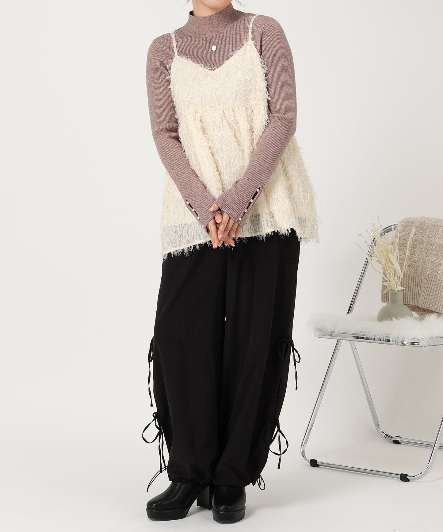 パール釦デザインハイネックニット/AC3428