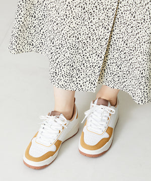 パンチングミッドソールスニーカー/OT3725