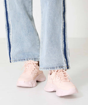 フレアソールシューレーススニーカー/OT3735