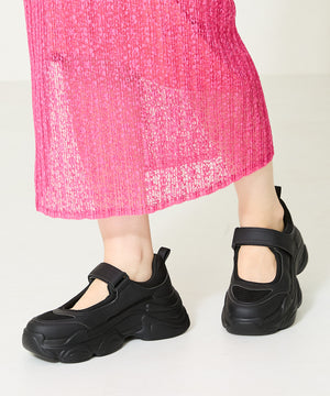 【WEB限定】厚底ベルトスニーカー/OT3737