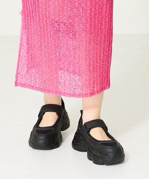 【WEB限定】厚底ベルトスニーカー/OT3737