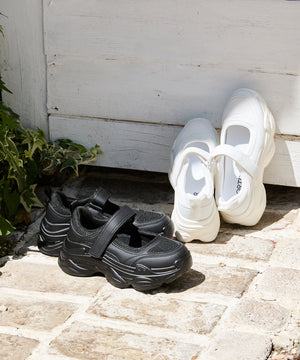 【WEB限定】厚底ベルトスニーカー/OT3737