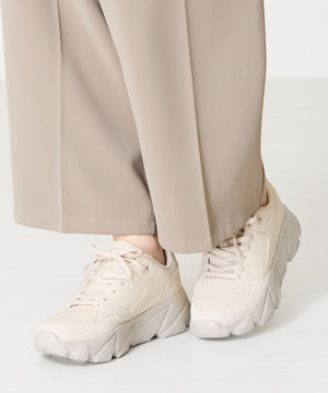 パンチングデザインボリュームソールスニーカー/OT3738