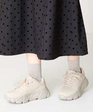 パンチングデザインボリュームソールスニーカー/OT3738