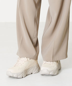 パンチングデザインボリュームソールスニーカー/OT3738