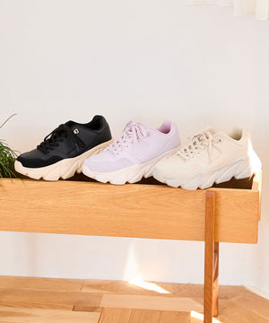 パンチングデザインボリュームソールスニーカー/OT3738