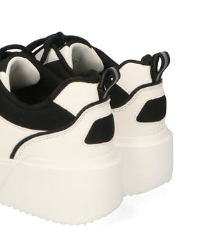 【新色追加】バイカラーボリュームソールスニーカー/OT3750