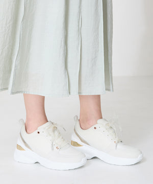 ヒールアップメタリックパーツスニーカー/OT3761