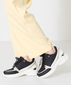 ヒールアップメタリックパーツスニーカー/OT3761