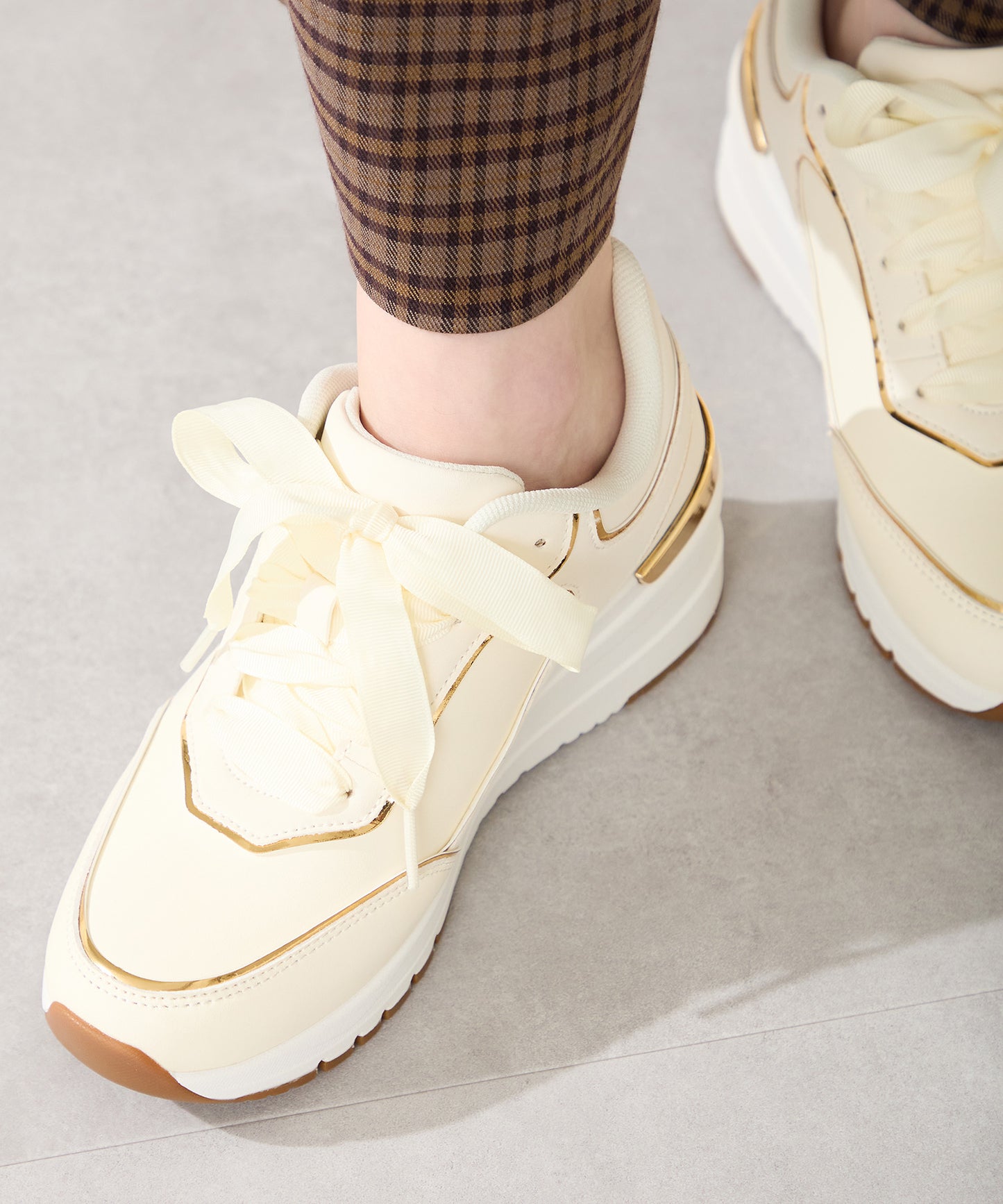 ヒールアップ2wayシューレーススニーカー/OT3775