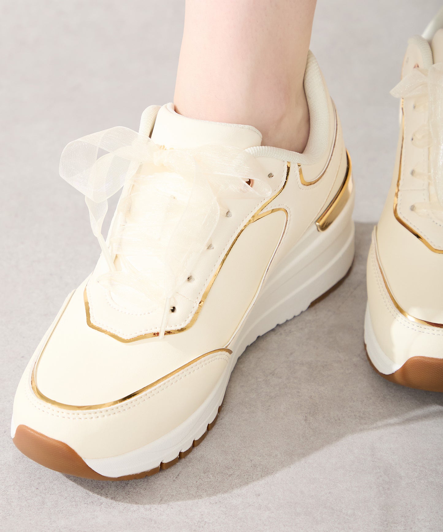 ヒールアップ2wayシューレーススニーカー/OT3775