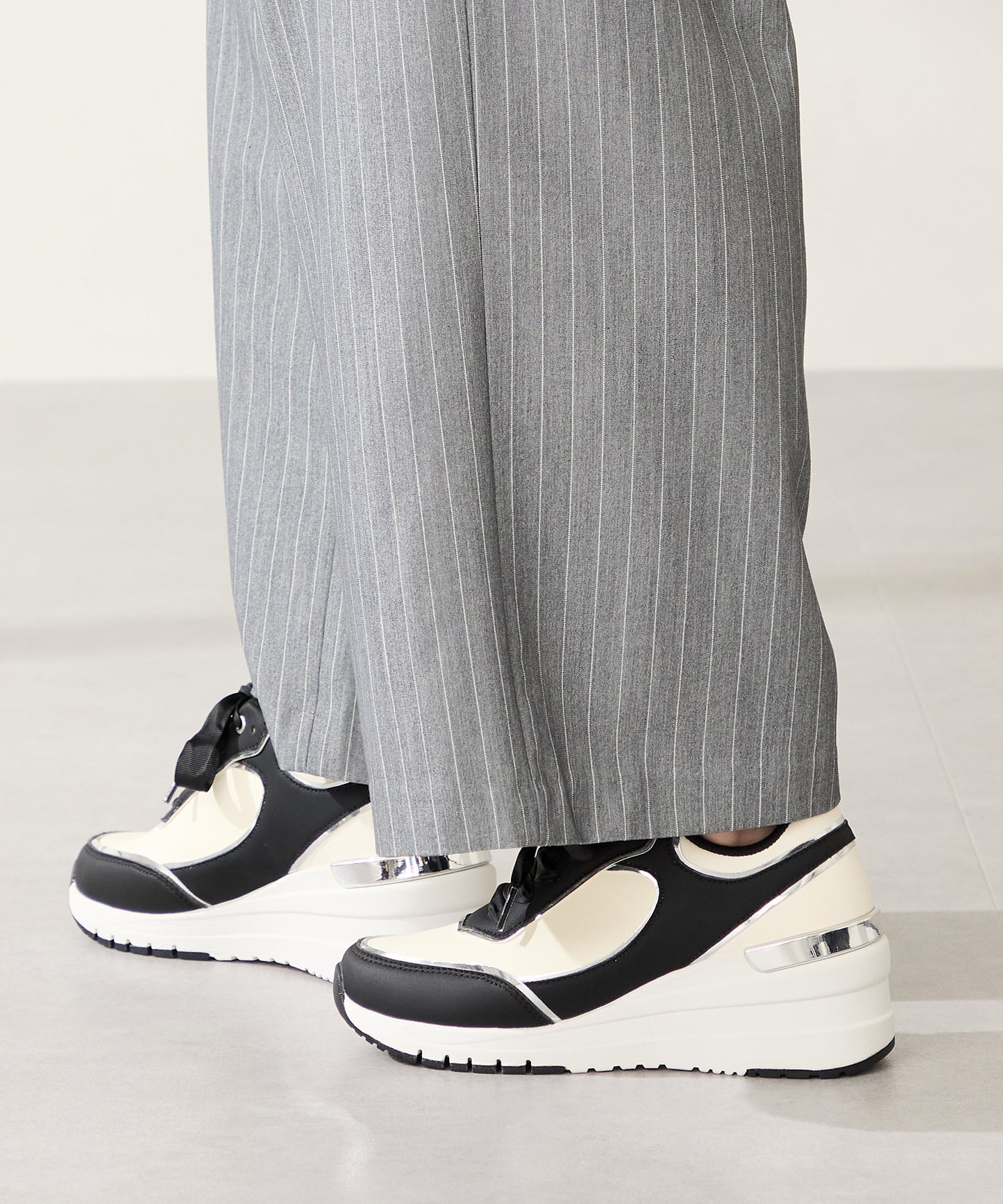 ヒールアップ2wayシューレーススニーカー/OT3775