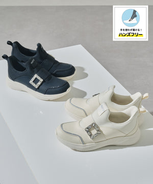 【瞬間フィット/ハンズフリー】ビジューバックルスニーカー/OT3777