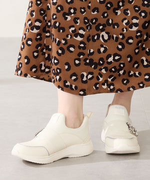 【瞬間フィット】ビジューバックルスニーカー/OT3777