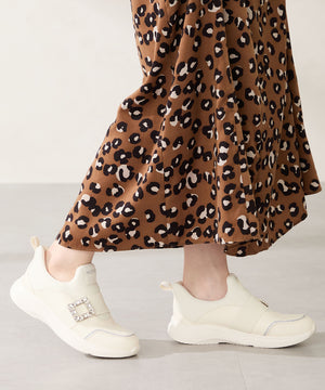 【瞬間フィット】ビジューバックルスニーカー/OT3777