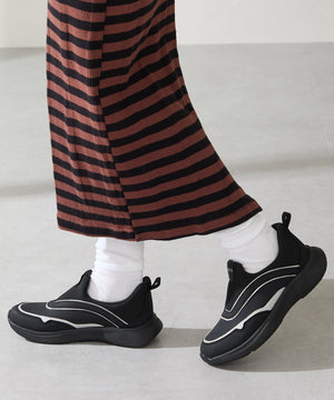 【瞬間フィット】グリッターラインスニーカー/OT3785