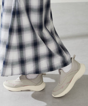 【瞬間フィット】グリッターラインスニーカー/OT3785