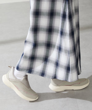 【瞬間フィット】グリッターラインスニーカー/OT3785