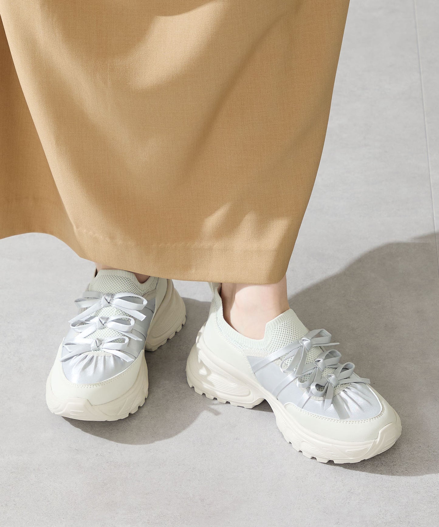 リボンディテールニットスニーカー/OT3787