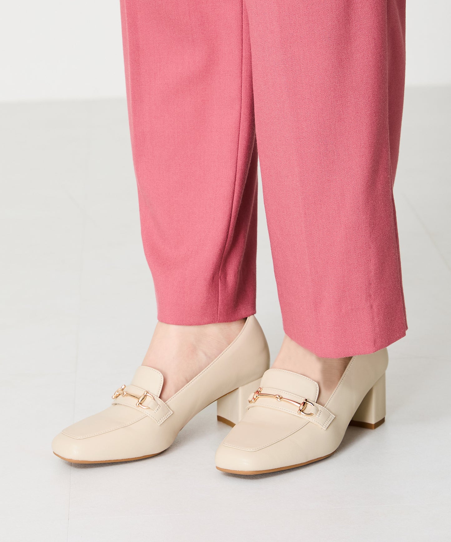 【跳べるパンプス】ビットヒールローファー/跳べるパンプスシリーズ累計150万足突破/R-3214