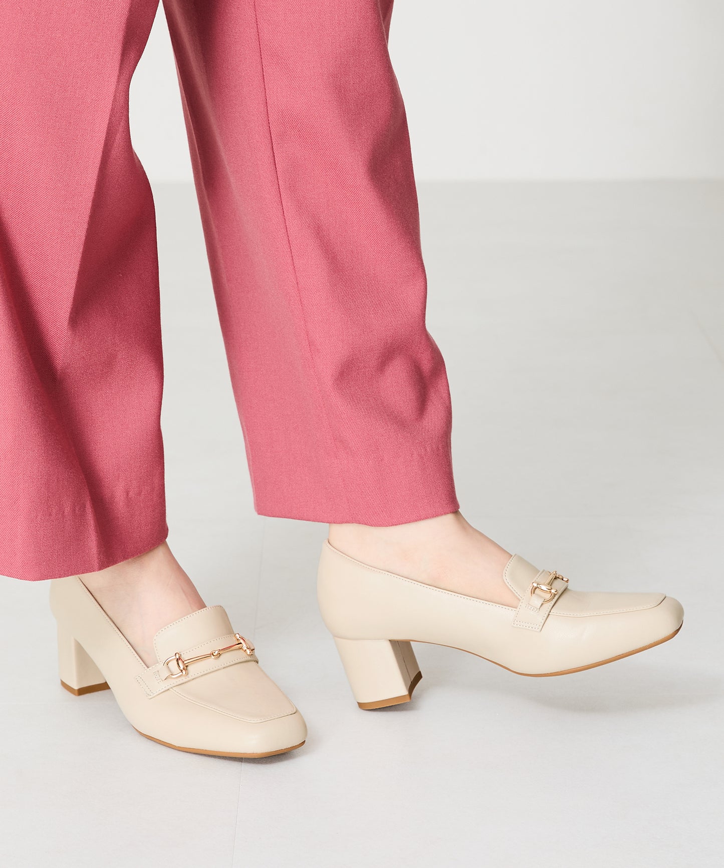 【跳べるパンプス】ビットヒールローファー/跳べるパンプスシリーズ累計150万足突破/R-3214