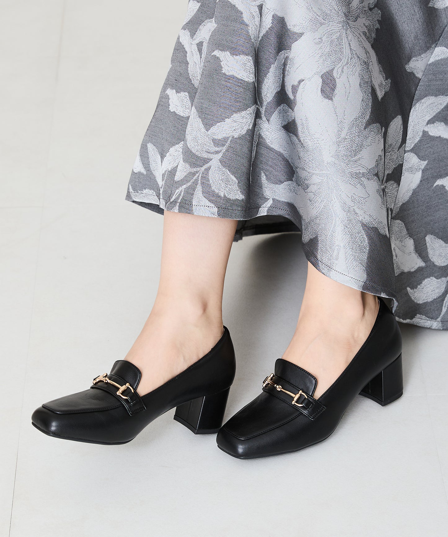 【跳べるパンプス】ビットヒールローファー/跳べるパンプスシリーズ累計150万足突破/R-3214