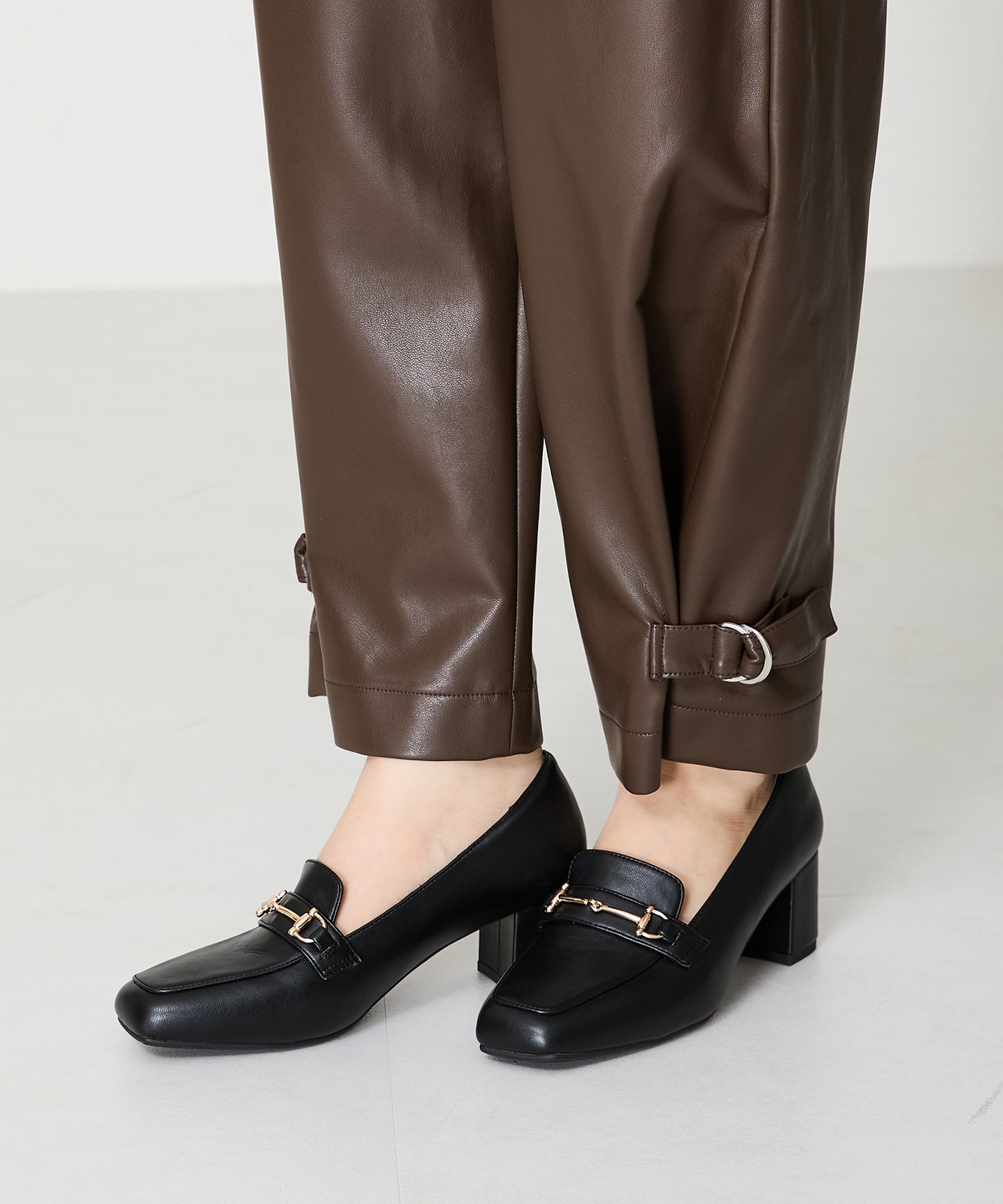 【跳べるパンプス】ビットヒールローファー/跳べるパンプスシリーズ累計150万足突破/R-3214