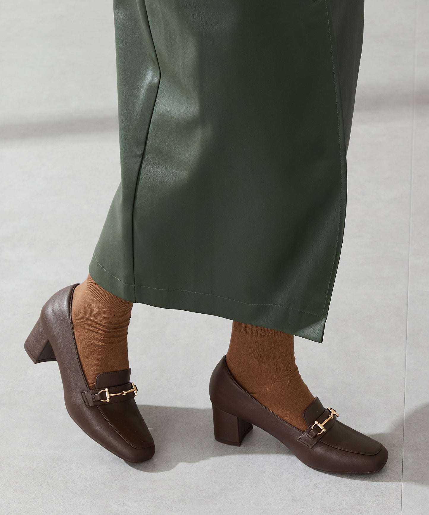 【跳べるパンプス】ビットヒールローファー/跳べるパンプスシリーズ累計150万足突破/R-3214