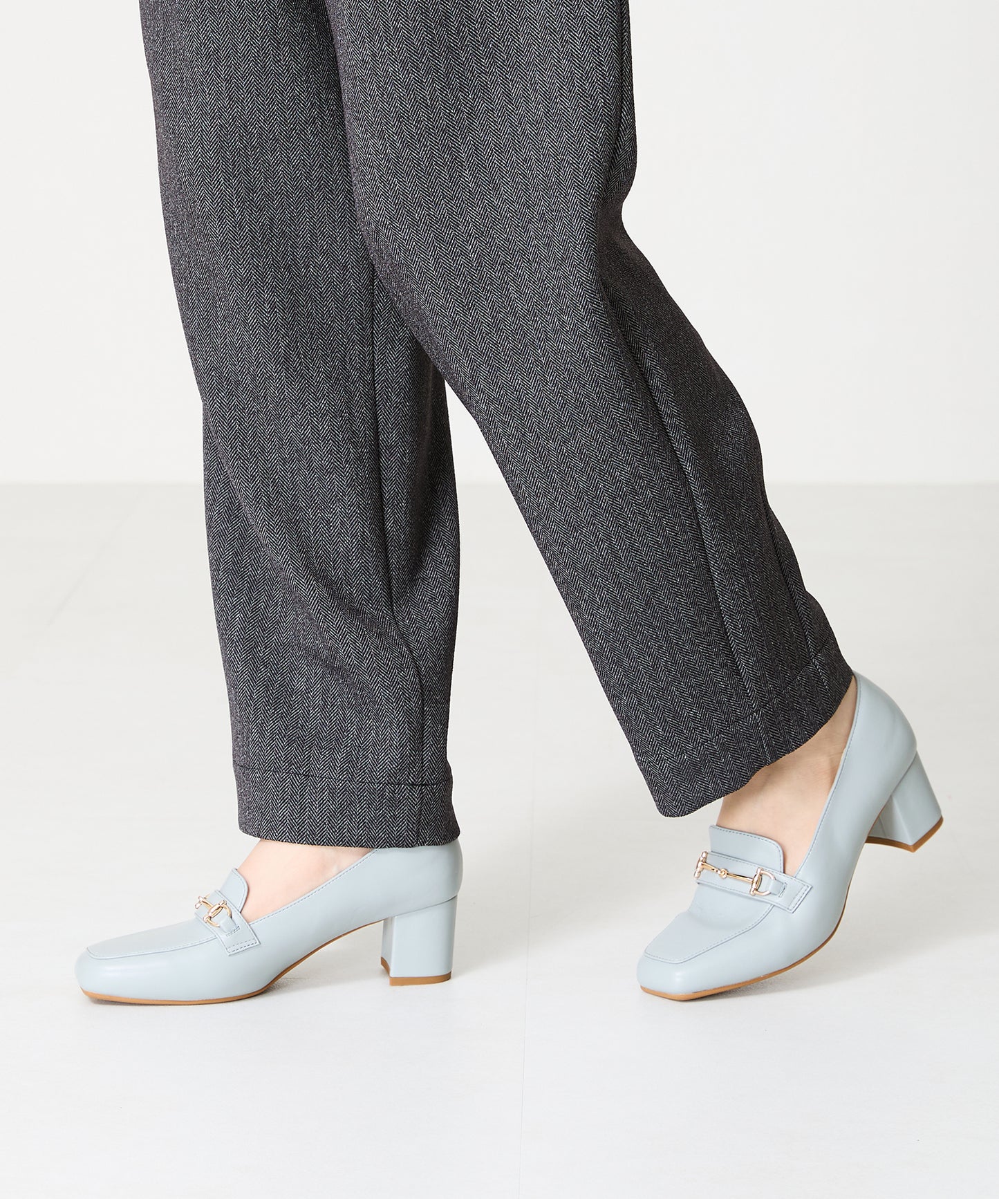 【跳べるパンプス】ビットヒールローファー/跳べるパンプスシリーズ累計150万足突破/R-3214